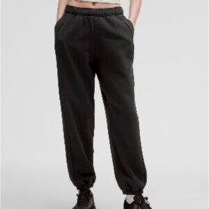 Lululemon Scuba Mid-Rise Oversized Jogger, Black, Size XS